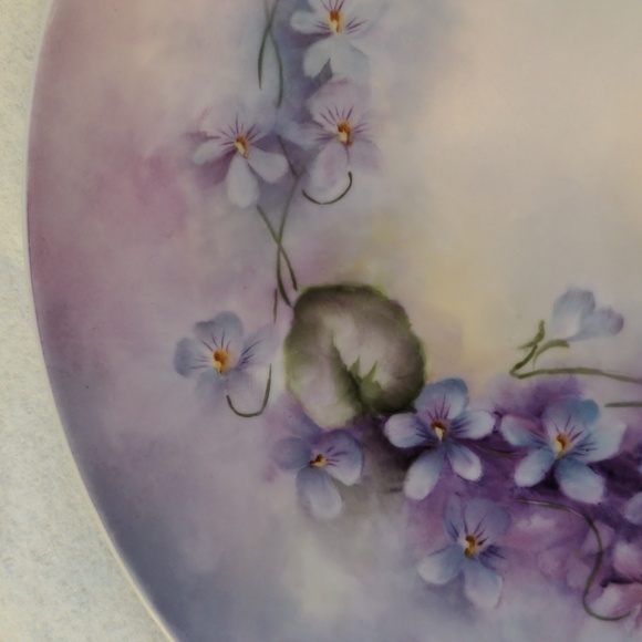 Decorative plate , Vintage, Handpainted 10+" Excellent condition one of a kind - Picture 3 of 8